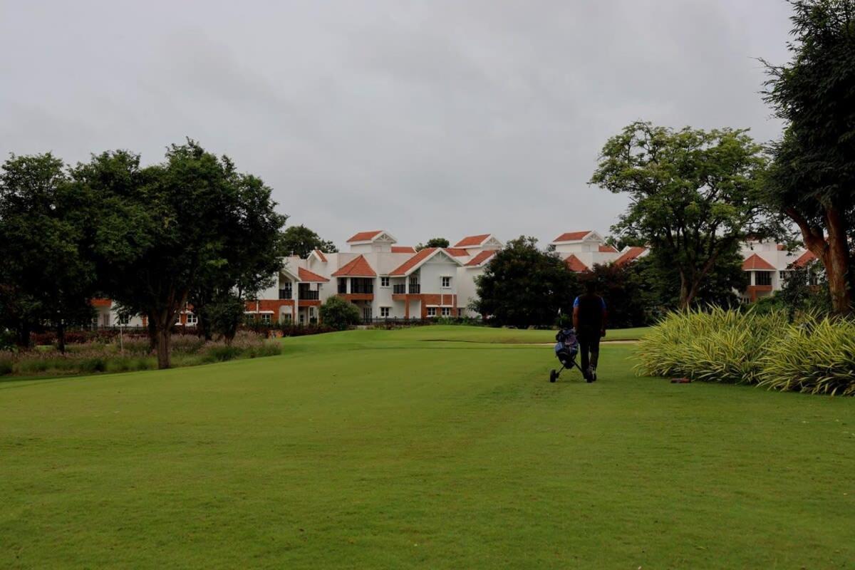 Welcome To Serenity-Luxury Villa At Prestige Augusta Golf Village Bangalore Eksteriør billede